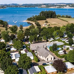 4* Camping Parc Du Charouzech