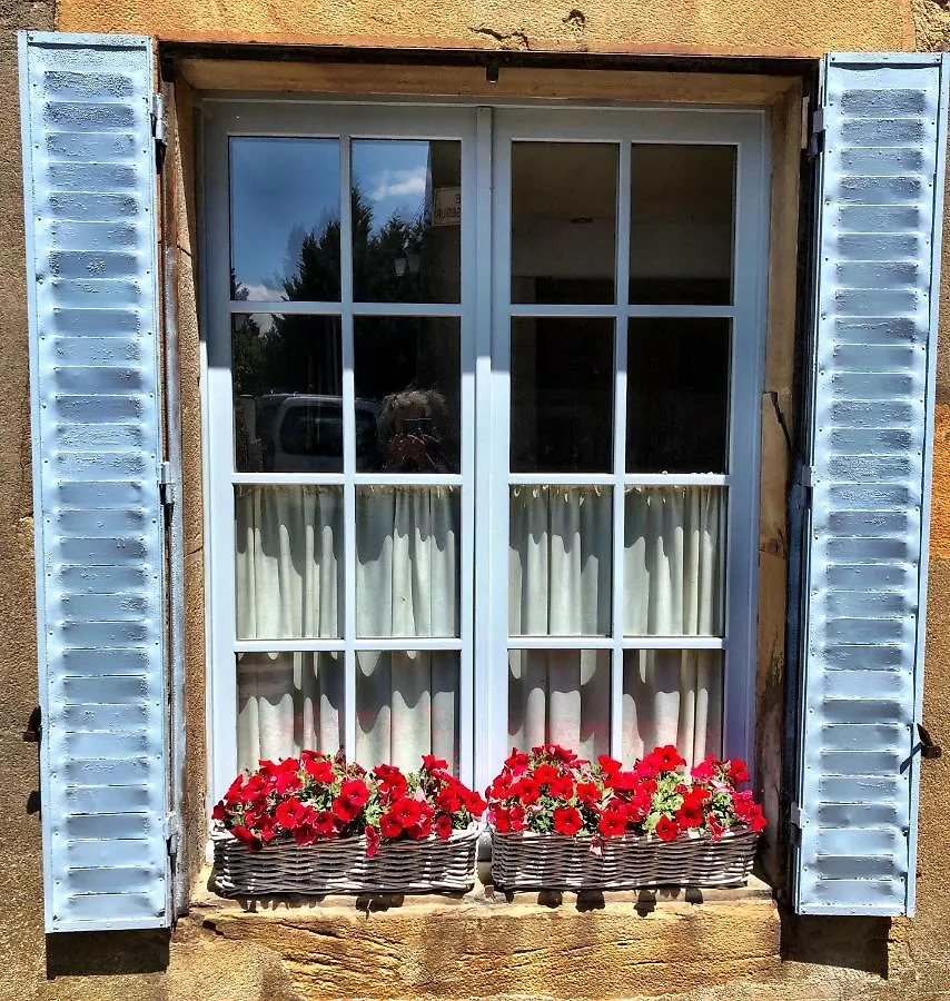 Maison Marie Lagarde  Bed & Breakfast